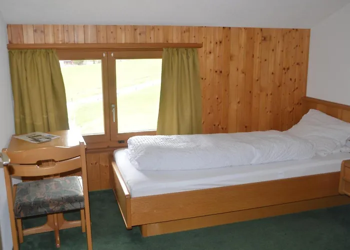 Otel Seeblick Sufers